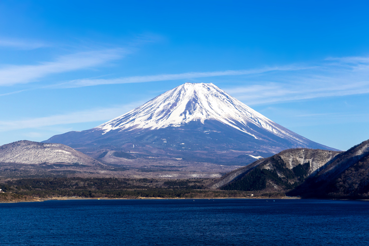 冠雪の富士山